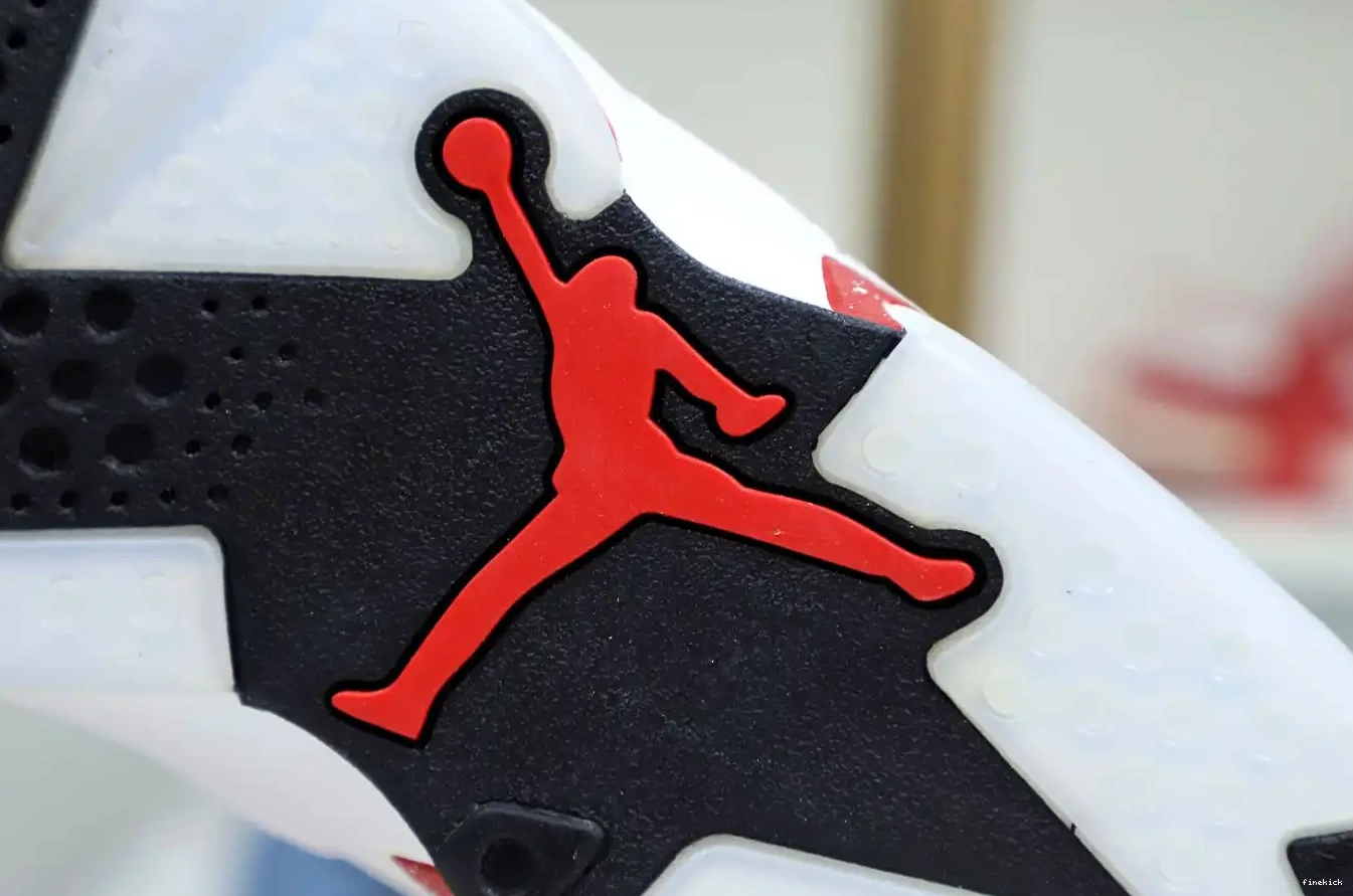 AIR 6 OREO JORDAN RED 0422